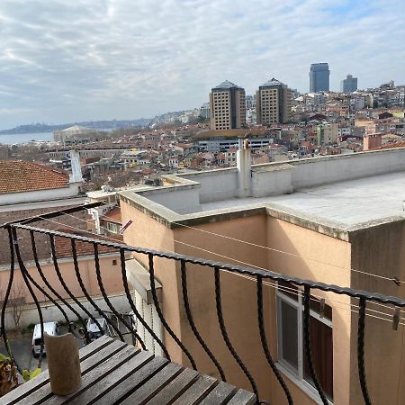 イスタンブールBosphorus In The Center Of Besiktasアパートメント エクステリア 写真